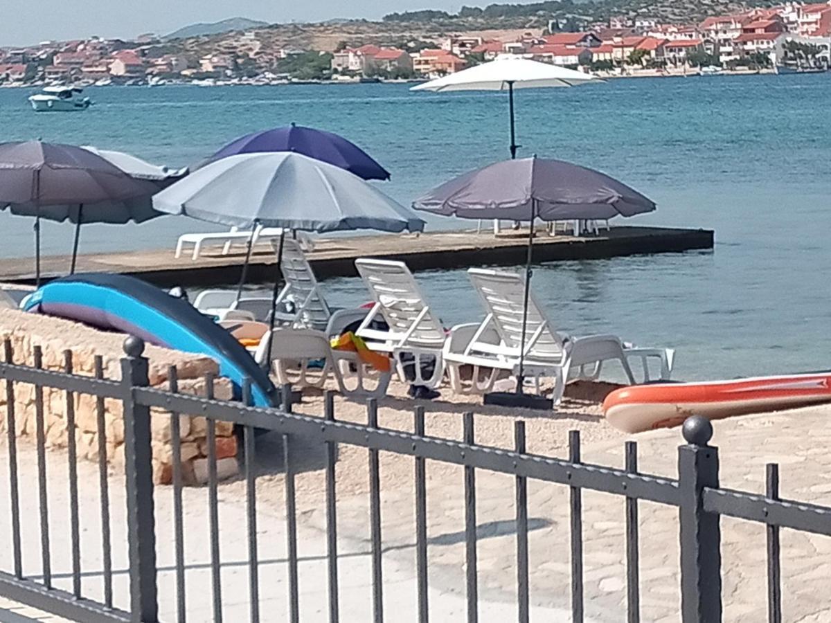 Riva 2 Apartamento Krapanj Exterior foto
