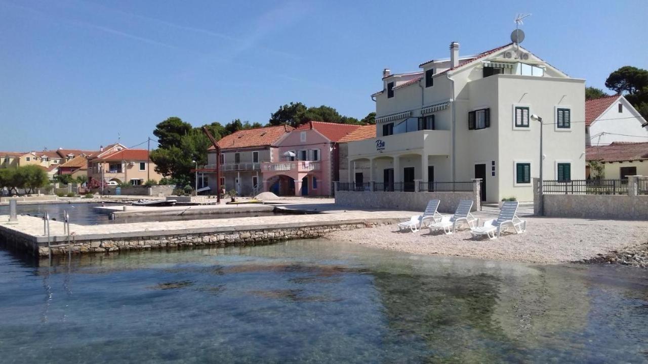 Riva 2 Apartamento Krapanj Exterior foto